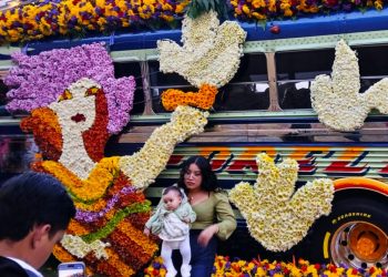 antigua guatemala festival de las flores 2025 11