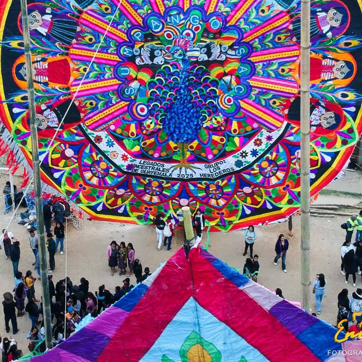 Galería de barriletes gigantes 2025 en Santiago y Sumpango Sacatepéquez