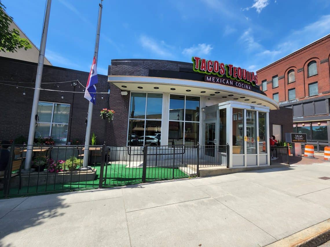 La comida mexicana siempre fascinó a Elmer y Delmy Meléndez, quienes crearon Tacos Tequila, en Fitchburg, Massachussets – SoyMigrante.com REVISTA