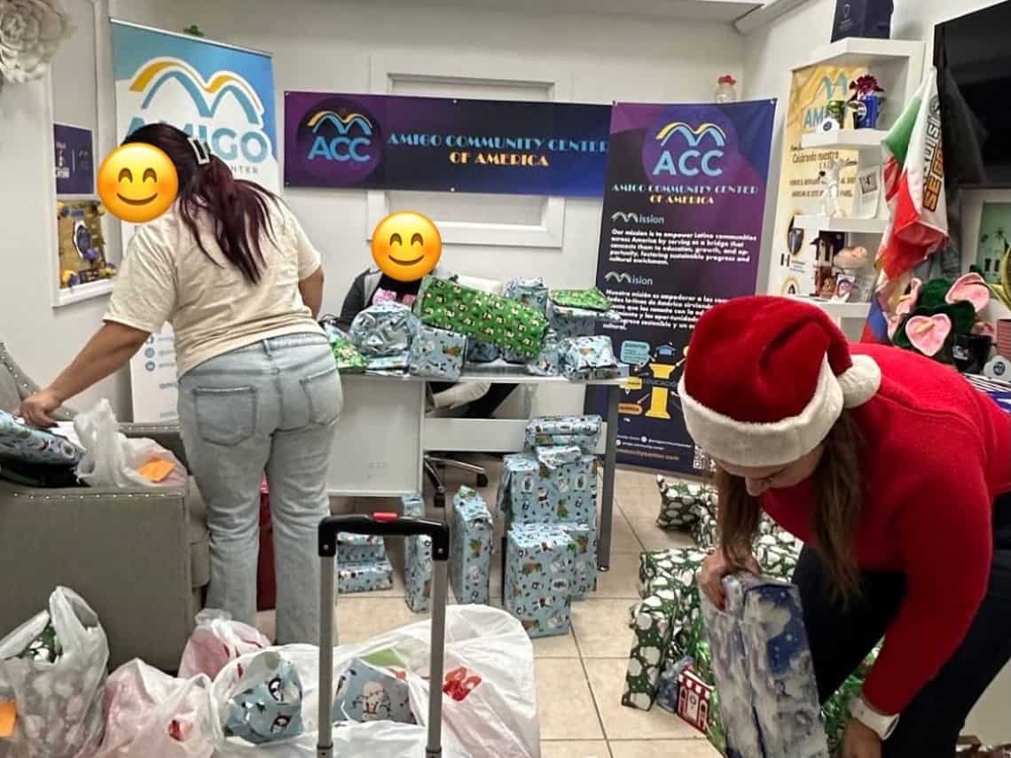 Poco antes de Navidad, la Coalición de Organizaciones por los Derechos de Migrantes y Refugiados en Tennessee (TIRCC por sus siglas en inglés), efectuó una colecta de despensas y juguetes para entregar a las familias de migrantes actualmente detenidos pese a no tener ningún récord criminal (Foto redes sociales TIRCC) – SoyMigrante.com REVISTA