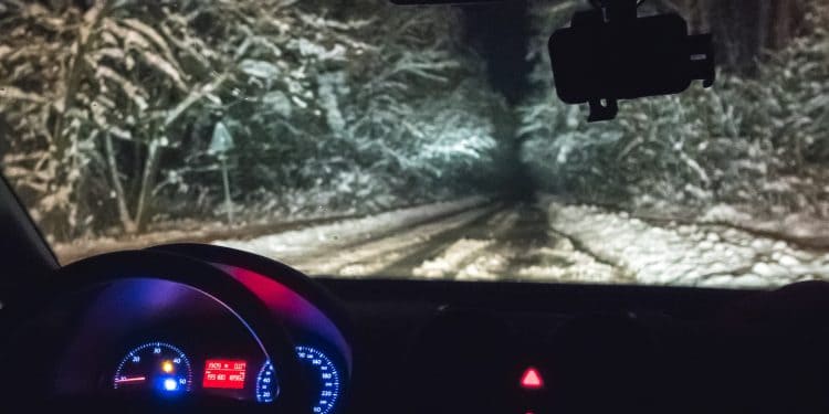 ilustracion para el black ice o hielo negro, riesgo en carretera – SoyMigrante.com REVISTA ilustracion para el black ice o hielo negro, riesgo en carretera – SoyMigrante.com REVISTA