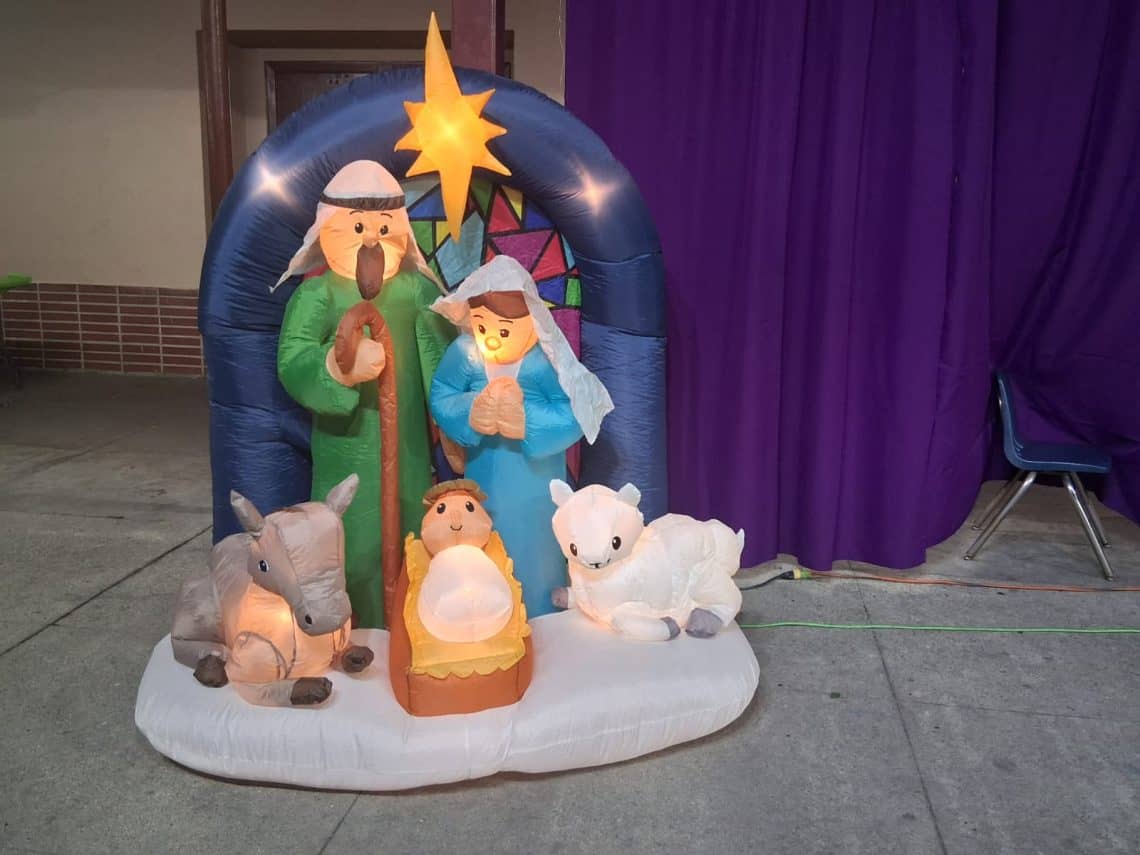 Estados Unidos también brinda soluciones prácticas para extender el mensaje de luz de la Navidad. – SoyMigrante.com REVISTA