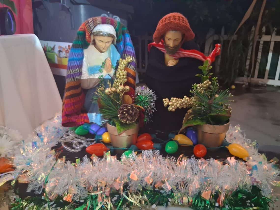 En Los Angeles también hubo posadas, en las cuales las familias recibieron con amor a la Virgen María y a San José que fueron peregrinos migrantes también. – SoyMigrante.com REVISTA