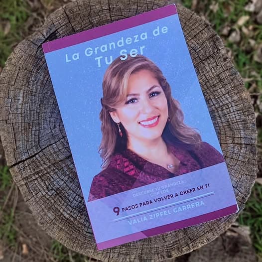 El potencial de cada persona necesita de una exploración crítica y a la vez armoniosa. Eso brinda La grandeza de tu ser, de Valia Zipfel – SoyMigrante.com REVISTA