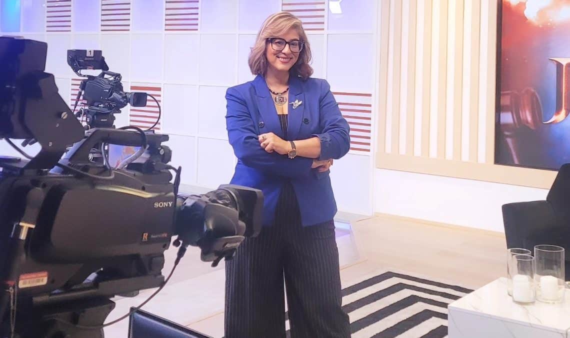 La pasión de Valia Zipfel Carrera por comunicar le ha conducido a redescubrir su propia historia para convertirla en lienzo de experiencias vitales al servicio de los demás. (Foto Valia Zipfel Carrera) – SoyMigrante.com REVISTA