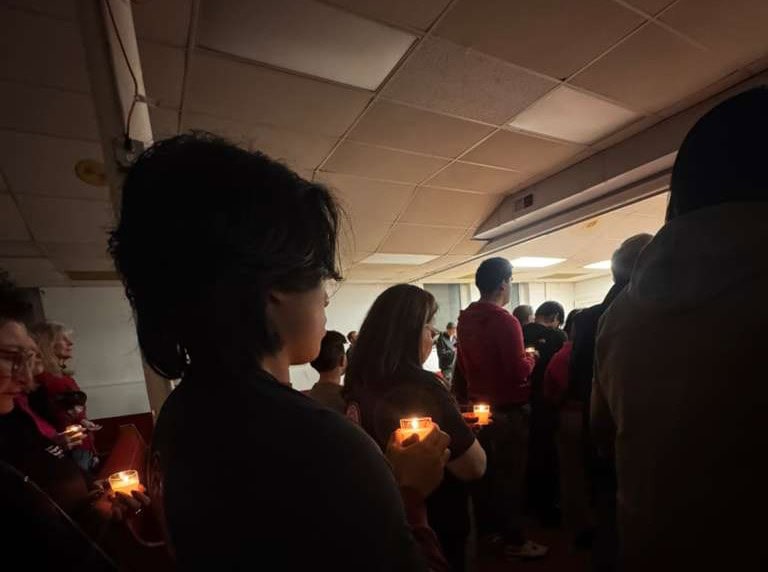 El clamor por la libertad de padres de familia detenidos sin ningún récord criminal y por la pronta reunificación de familias fue unánime en esta jornada de oración. (Foto cortesía Viri Marín) – SoyMigrante.com REVISTA