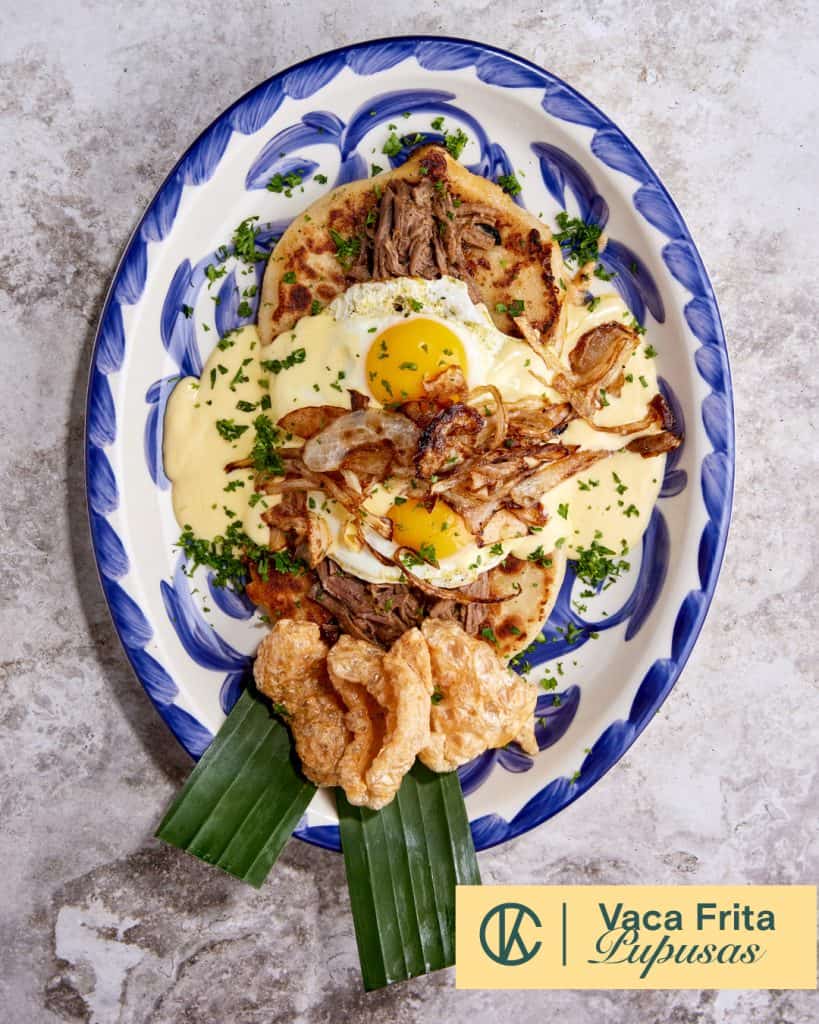 También hay sabores mesoamericanos. Esta versión de las pupusas salvadoreñas se llama Vaca Frita.