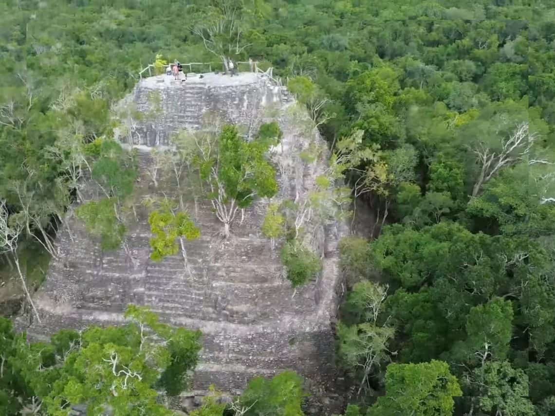 Sin duda alguna, la pirámide La Danta es única en el mundo, por su dimension y complejidad constructiva. Ha sido explorada parcialmente, pero su restauración total requiere de mucho apoyo estatal e internacional.