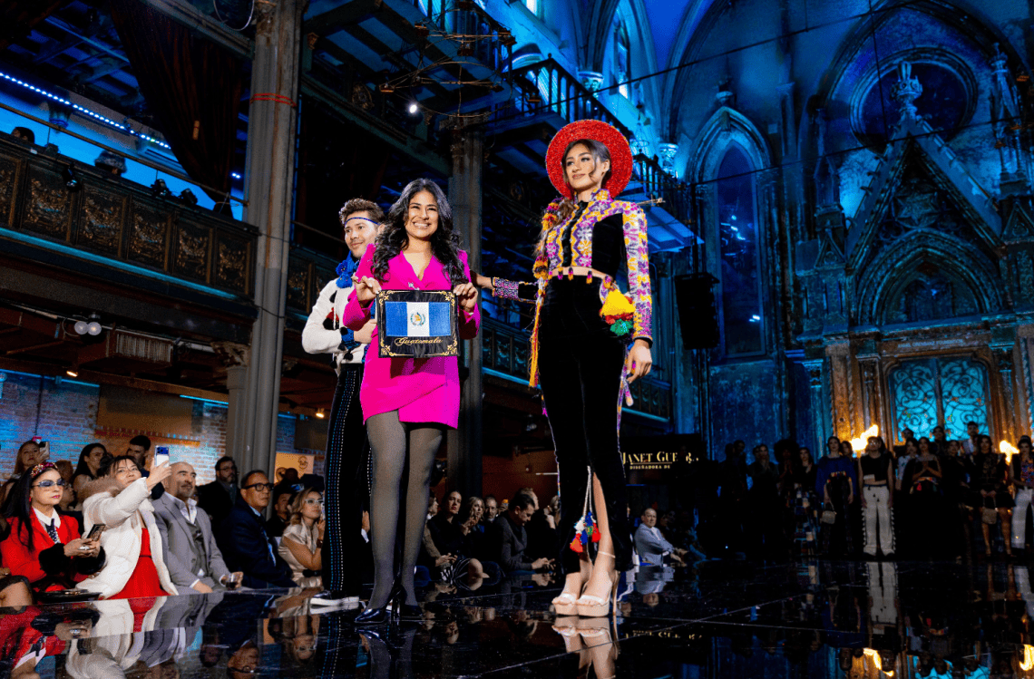diseños guatemalteca janet guerra semana moda nueva york fotos scarlett cordero 2