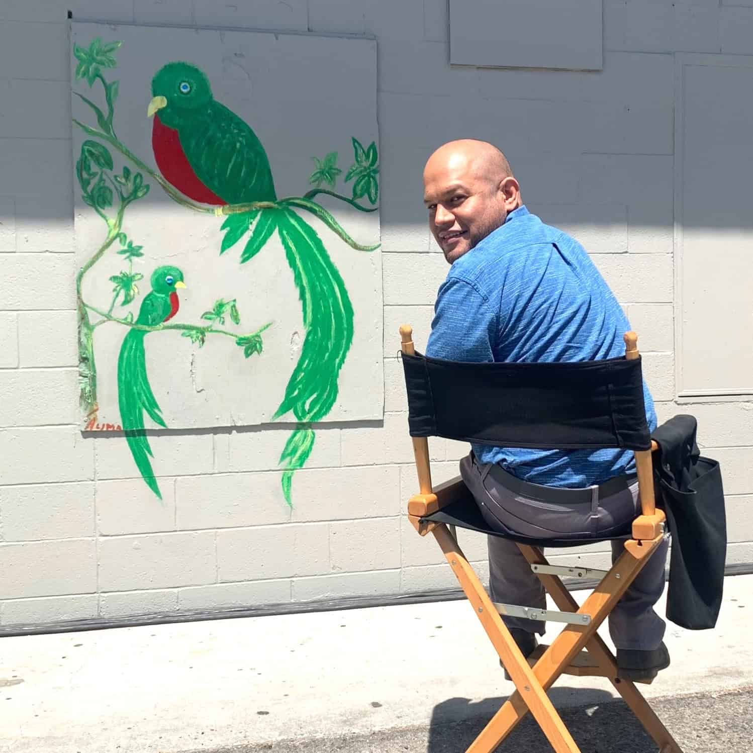 Rostros y voces del actor migrante guatemalteco Emanuel S. Loarca sorprenden en Los Angeles