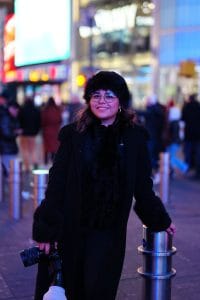 La fotógrafa guatemalteca Scarlett Guerra lleva ya una década de experiencia en fotografía de eventos y retratos. En cada trabajo que efectúa pone el corazón y la habilidad para crear una impresión memorable. Imagen de su reciente estadía en Nueva York para el desfile de modas de Janet Guerra