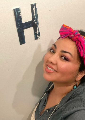 leslie m guzman artista guatemalteca migrante en texas