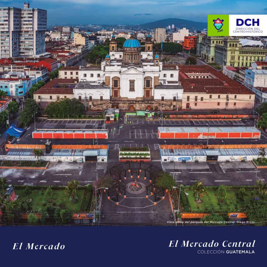 El Mercado Central fue reconstruido, con tres niveles subterráneos y en la parte superior está el parqueo y la Plaza El Sagrario.