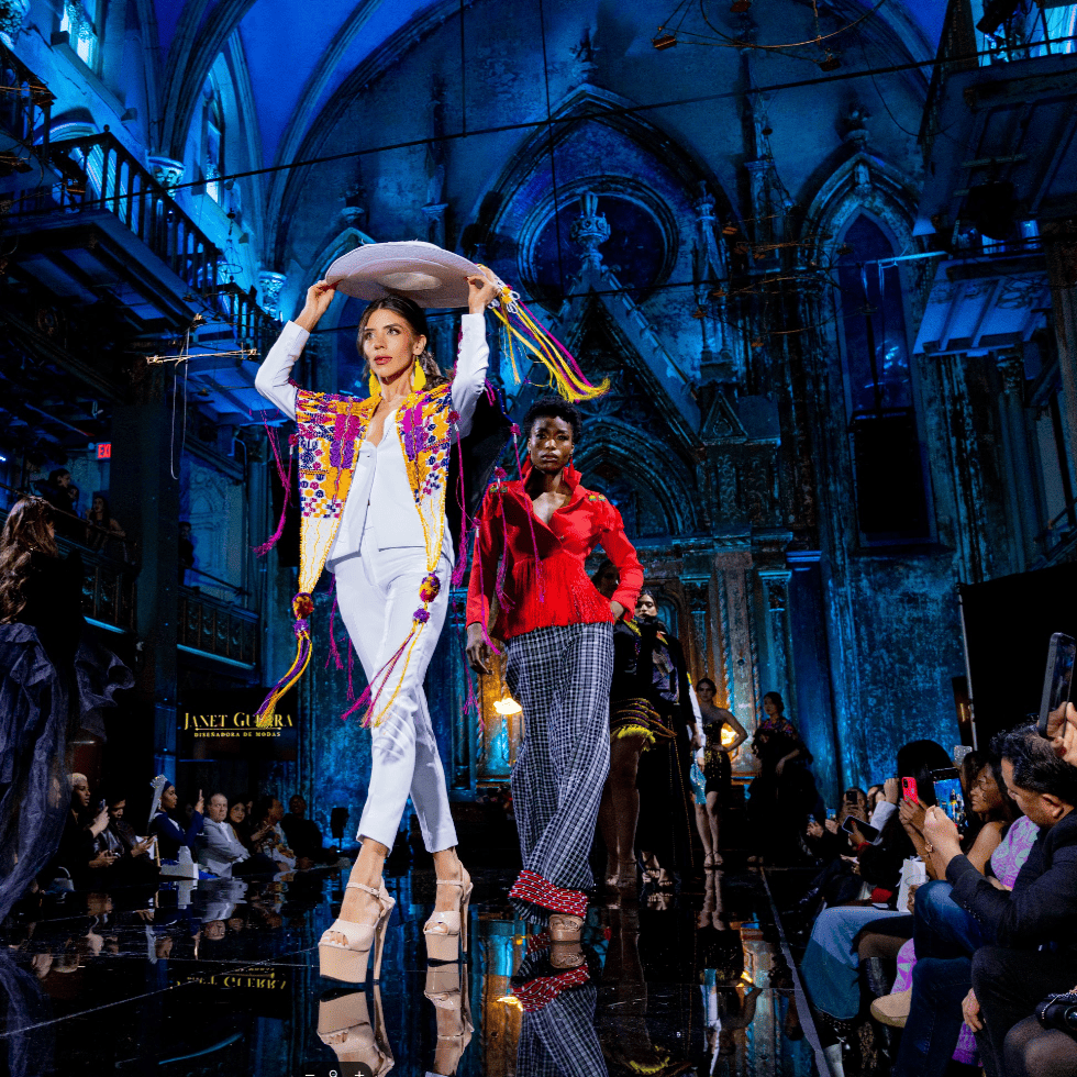 Galería: El deslumbrante desfile de diseños de guatemalteca Janet Guerra en Nueva York plasmado en imágenes