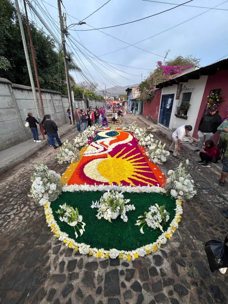 alfombras antigua guatemala procesión santa ana nazareno dulce mirada fotos michelle gonzalez 19