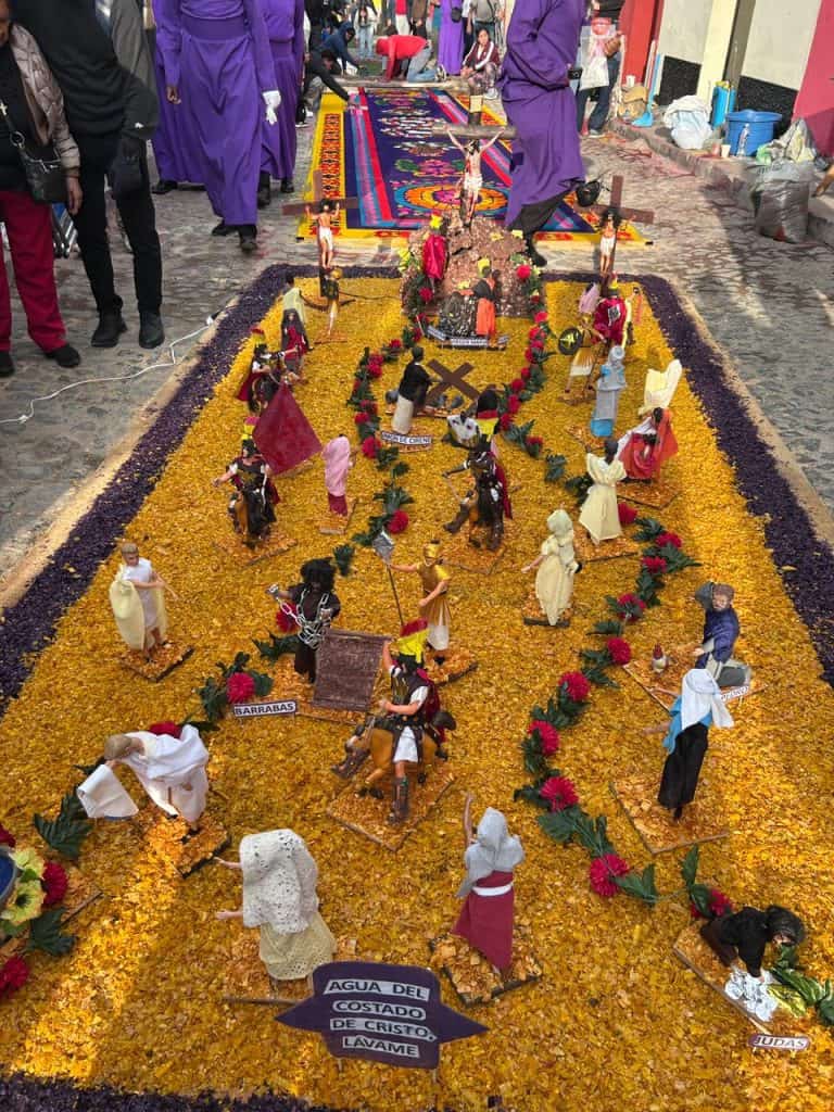 alfombras antigua guatemala procesión santa ana nazareno dulce mirada fotos michelle gonzalez 19