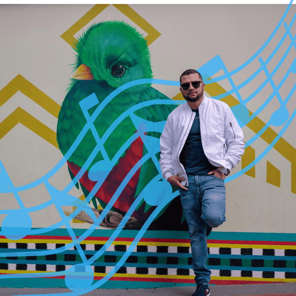 El cantautor guatemalteco Dual C  (Selvin Castillo) radica en California pero: “Nunca se olvida de donde viene”