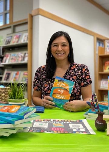 emily francis migrante guatemalteca carolina del norte maestra autora libros