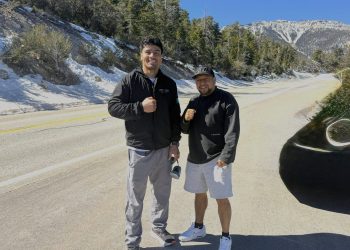 guatemaltecos lester martinez boxeador con entrenador guatemalteco esau dieguez las vegas 2026 3