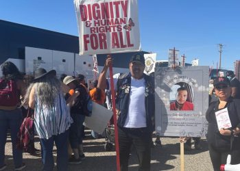 manifestacion pacifica en centro de detencion migratoria el adelanto california foto red migrante guatemalteca 11