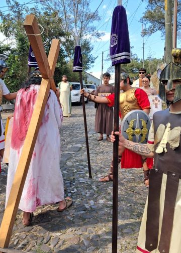 via crucis viviente en cerro del carmen 2026 fotos roberto vasquez 14