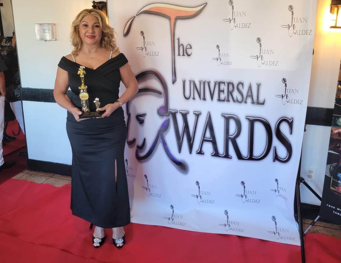 En 2025, Marlen S. Quintero fue galardonada en los premios Universal Awards, impulsados por el guatemalteco Juan Valdez, en la categoría de Servicio Comunitario.