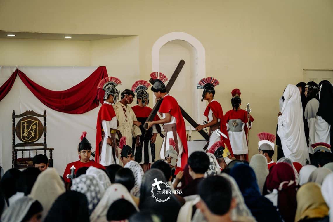 Vía Crucis en vivo, colegio Sagrado Corazón, Cuilapa, Santa Rosa