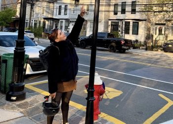 Wendy DGi cantautora guatemalteca migrante en Nueva York