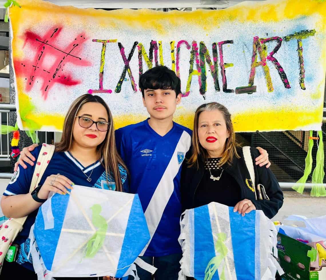 Además de las actividades de música y gastronomía, en el Chapines Fest hay talleres de pintura o elaboración de barriletes al estilo guatemalteco. (Foto cortesía Karina Onofre)