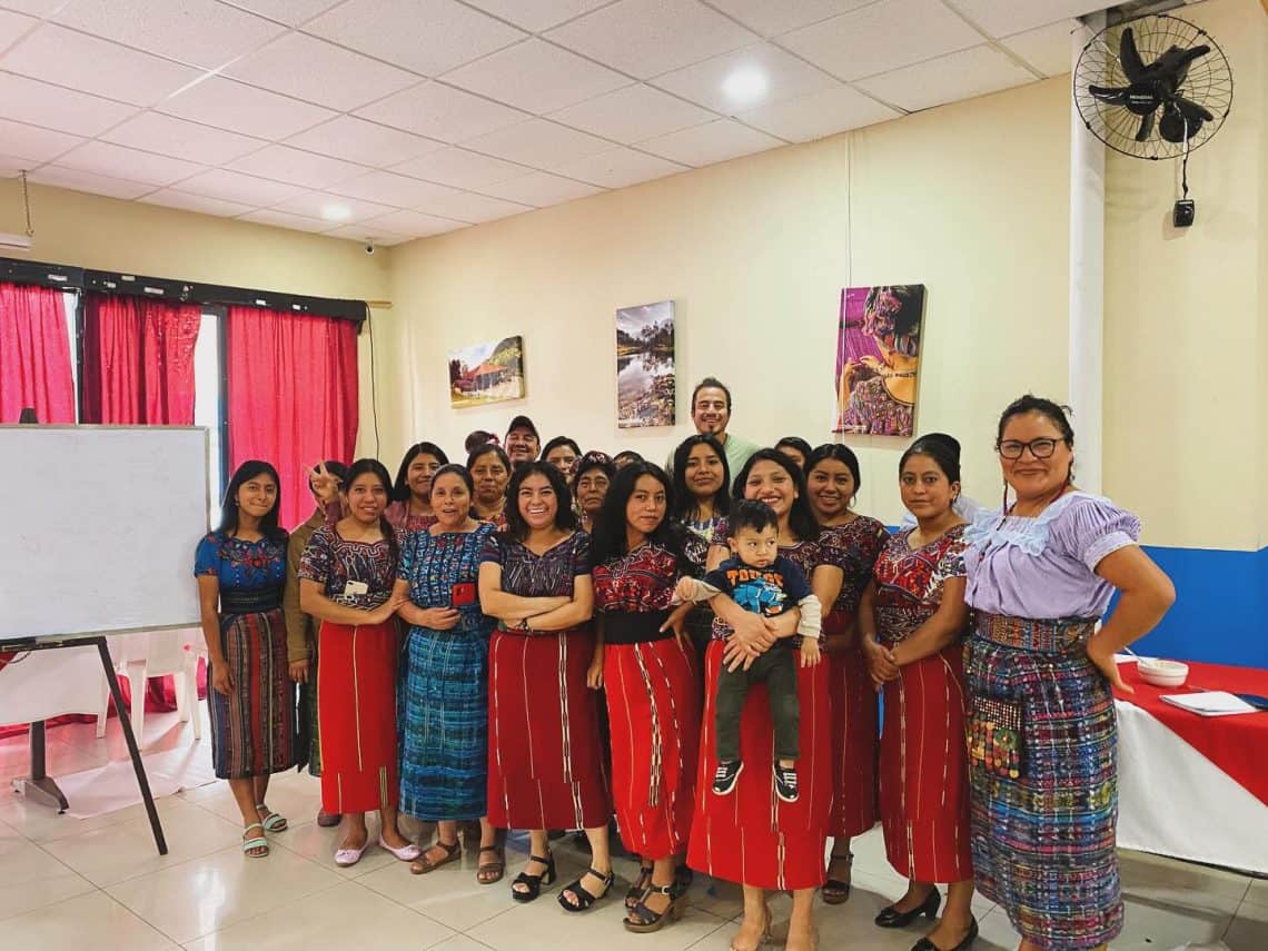 Como parte de su proyecto doctoral, Joaquín López Huertas compartió, aprendió e investigó durante varios meses en Chajul, Quiché, con comunidades y alcaldías indígenas del pueblo Ixil.