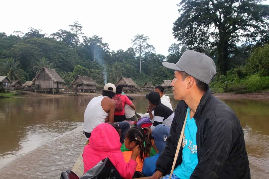 El doctor indígena mayagna Ricky Pineda nunca se olvida de su pueblo en Nicaragua. Anhela volver para impulsar el talento de más jóvenes en la ciencia, bajo el principio de que Todo es posible y que no hay barreras exteriores, solo interiores que se pueden vencer.
