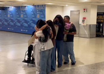guatemalteca migrante olga perez reencuentro con sus hijos en florida orden de deportacion 1
