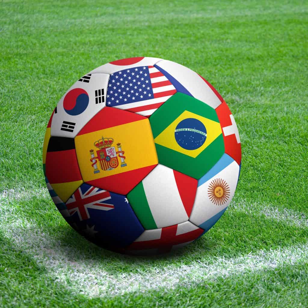 Cada mundial es una fiesta de equipos de países que envían a los mejores jugadores bajo su bandera, pero esto abarca a los que no nacieron en su suelo o que son hijos de migrantes.
