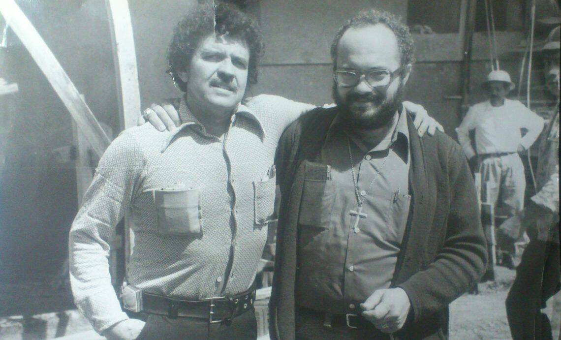 Zipacná de León (1948-2002) junto a otro gran maestro del arte guatemalteco: Efraín Recinos (1928-2011)