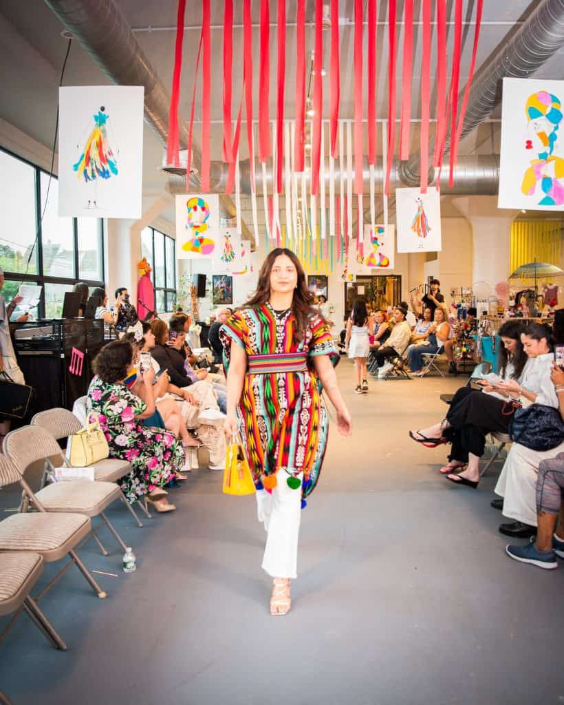 Textiles guatemaltecos se lucieron en la apertura del show de modas organizado por el artista migrante guatemalteco René Soto en colaboración con emprendedores, artistas y diseñadores del área de Norwalk, Connecticut