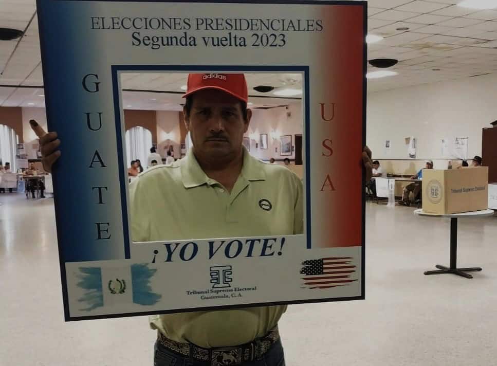 De 90 mil guatemaltecos empadronados para votar, en 2023 solo participaron 1443, debido a dificultades de distancia, trabajo y algunas complicaciones para emitir el sufragio. Por ello los integrantes de la Mesa Técnica del Voto en el Extranjero piden al TSE más innovación.