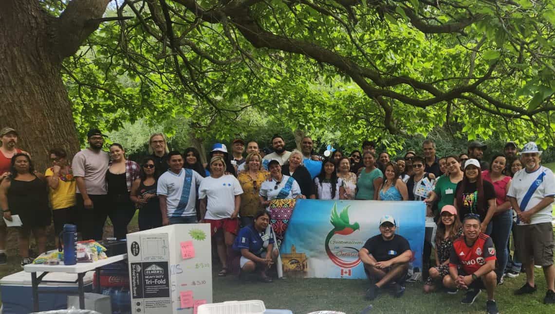 A través de la agrupación Guatemaltecos en Ontario, Carlos Alegría se suma para impulsar actividades de convivencia, expresión cultural y también para impulsar nobles causas como donaciones a instituciones benéficas. Para ir a l perfil de Facebook de la agrupación, clic en la imagen.
