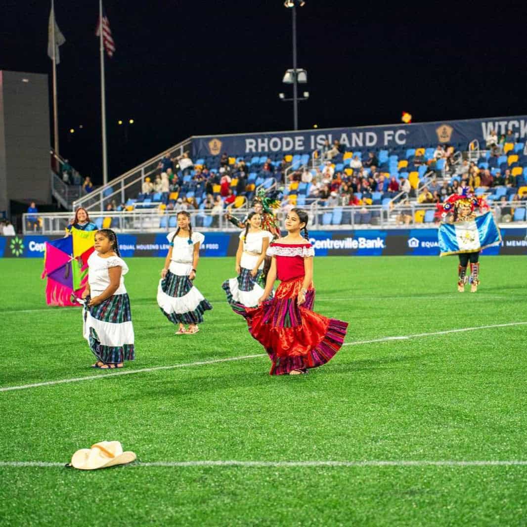 Tradición multicultural llega a nuevas generaciones en grupo guatemalteco de danza de New England