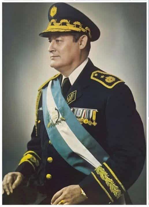 El coronel Carlos Manuel Arana Osorio fue el primer gobernante de un plan que buscaba una sucesión de gobiernos encabezados por militares bajo una fachada democrática. Arana Osorio prosiguió la ofensiva contra grupos guerrilleros iniciada cuando era comandante de la zona militar de Zacapa. En su discurso de toma de gobierno prometió pacificar al país.