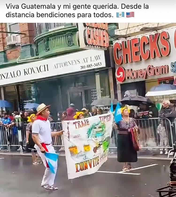 Dentro del Desfile Hispanoamericano de New Jersey con motivo del Mes de la Herencia Hispana, los guatemaltecos aportaron alegría, entusiasmo y también música, a cargo de la cantautora Wendy DGi.