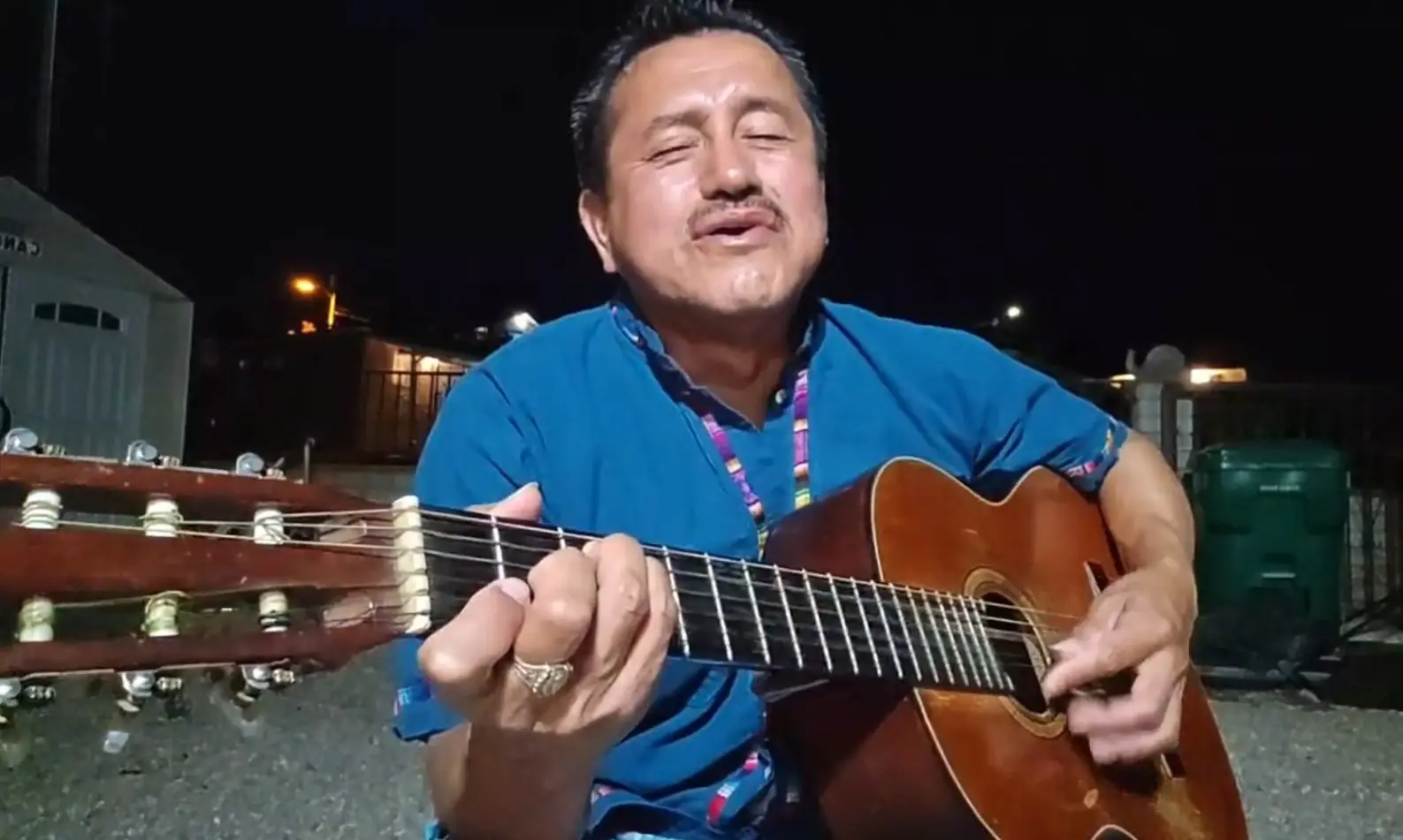 Walter Villatoro: la inspiradora historia de El Mariachi Guatemalteco