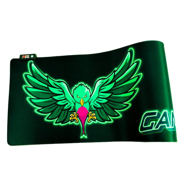 Una carpeta o gamepad para gamer con un quetzal diseñado por Ronald Tetzagüic.