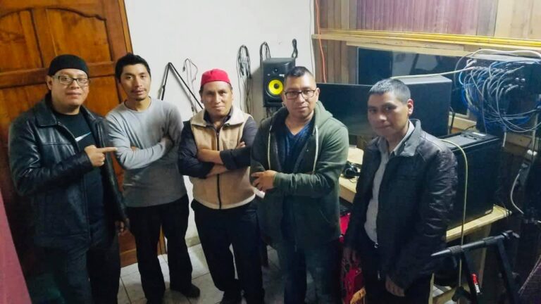Artistas de diversos géneros musicales acuden a grabar canciones en el estudio de Édgar Gutiérrez