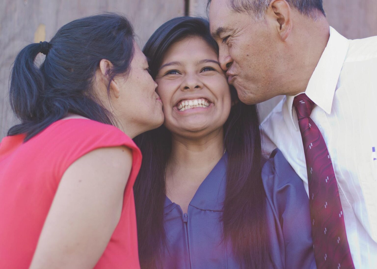 El cariño de sus padres Héctor y Guadalupe enseñó a Elizabeth a valorar la multiculturalidad guatemalteca.