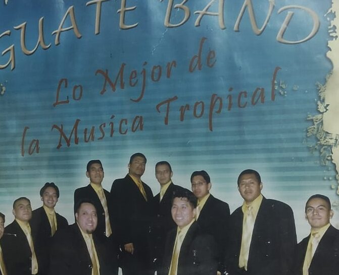 Guate Band fue el primer grupo musical que se fundo en Estados Unidos integrado por músicos migrantes guatemaltecos y centroamericanos