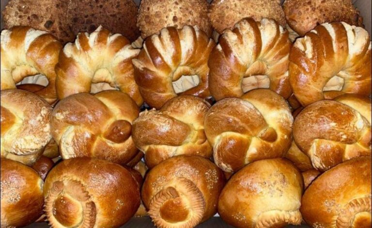 Totopan Bakery elabora panes tradicionales y artesanales de Guatemala como pan de corona, biscochos y molletes