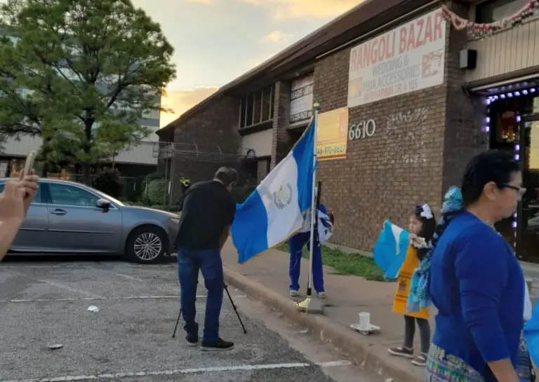 Desde la tarde ya había preparativos en el parqueo de la organización humanitaria Fiel Houston.