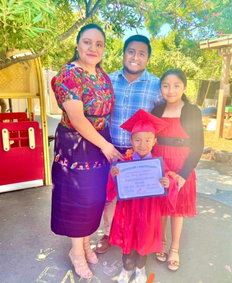 La familia Pérez Barrios son orgullosos de su raíz a pesar de las dificultades han logrado estar juntos para salir adelante