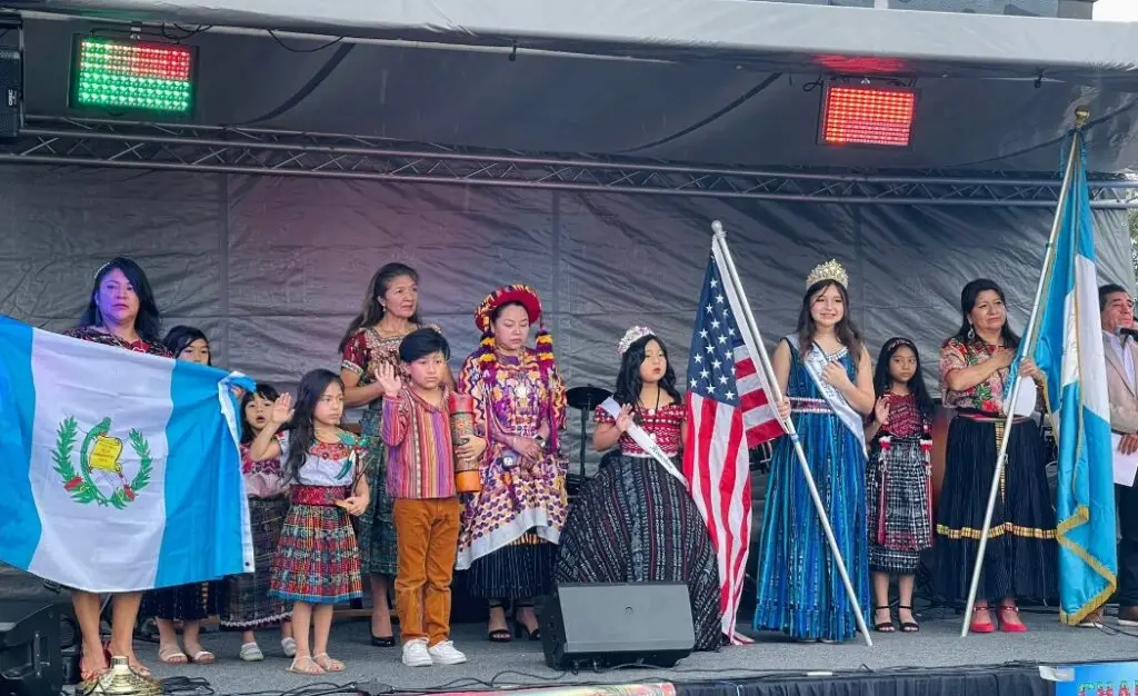 Las comunidades chapinas en Estados Unidos han ganado unidad, fuerza y orgullo por su identidad multicultural. – SoyMigrante.com – SoyMigrante.com