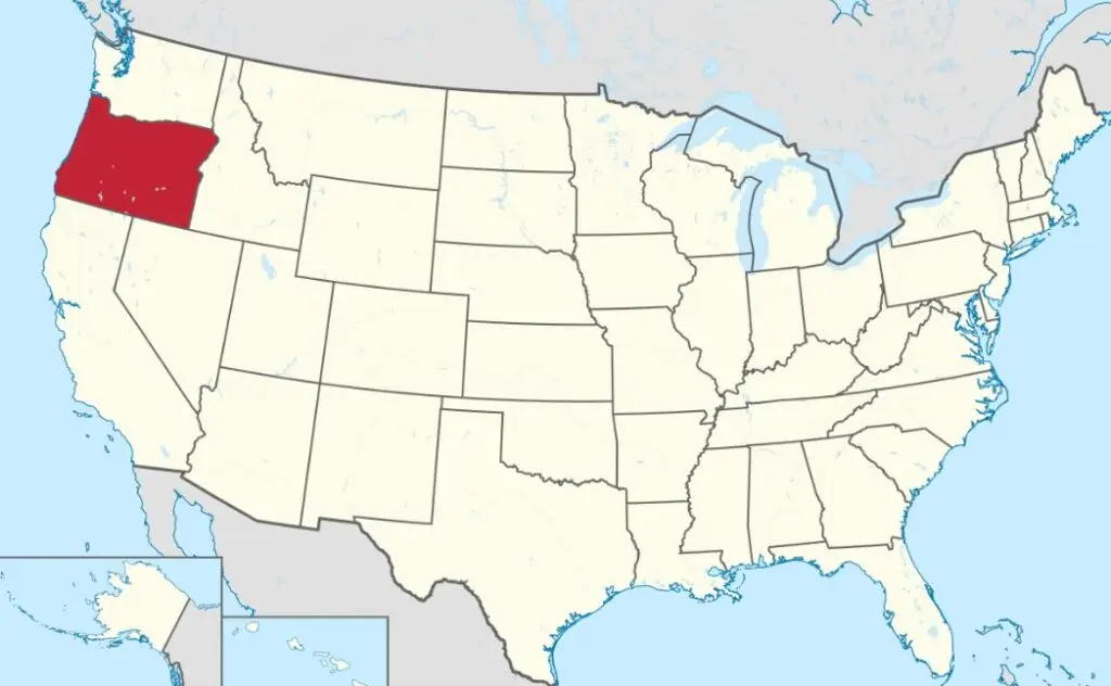 Oregon se encuentra en el noroeste de Estados Unidos y su geografía es bastante montañosa,, lo cual le recuerda a Héctor, las montañas de su natal Santa Rosa.